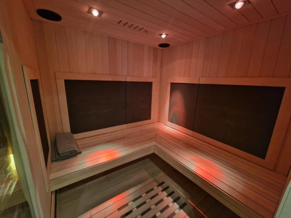 Rouen Centre Avec Sauna - Jacuzzi - Parking - 5 Etoiles Kültér fotó